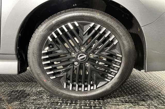 Nissan Leaf E (110kw) N-Connecta (39kWh) 5 Dr Hatchback