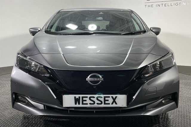 Nissan Leaf E (110kw) N-Connecta (39kWh) 5 Dr Hatchback