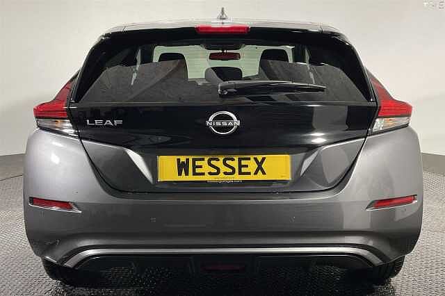 Nissan Leaf E (110kw) N-Connecta (39kWh) 5 Dr Hatchback