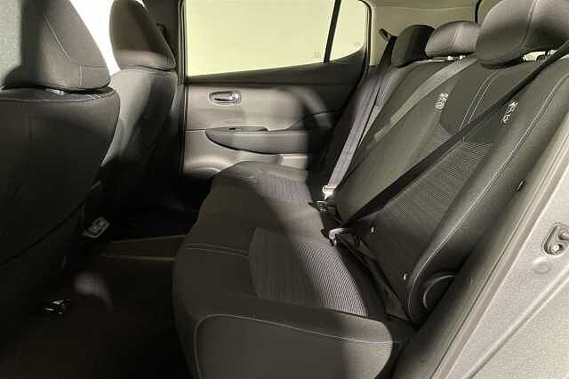 Nissan Leaf E (110kw) N-Connecta (39kWh) 5 Dr Hatchback