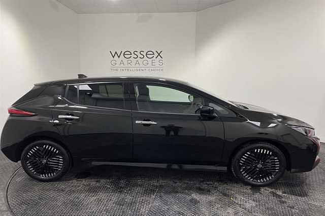 Nissan Leaf E (110kw) N-Connecta (39kWh) 5 Dr Hatchback