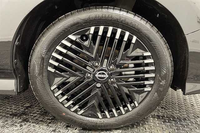 Nissan Leaf E (110kw) N-Connecta (39kWh) 5 Dr Hatchback