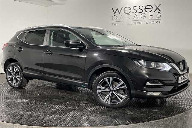 Nissan Qashqai 1.3 DIG-T (140ps) N-Connecta