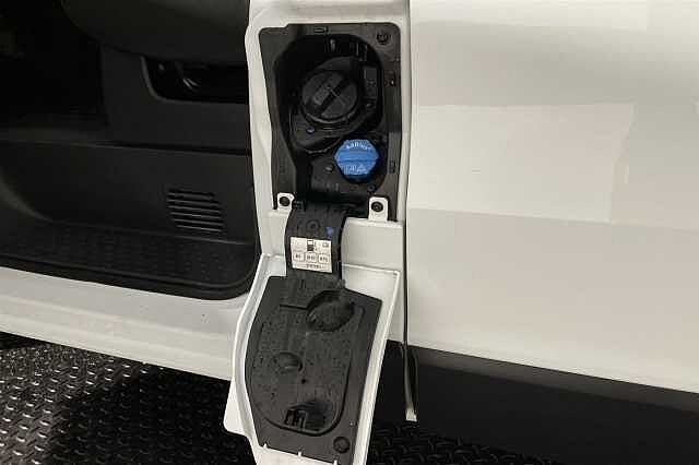 Nissan Primastar 2.0dCi (110ps) Tekna 30 L1H1 Panel Van