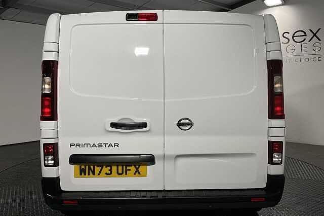 Nissan Primastar 2.0dCi (110ps) Tekna 30 L1H1 Panel Van