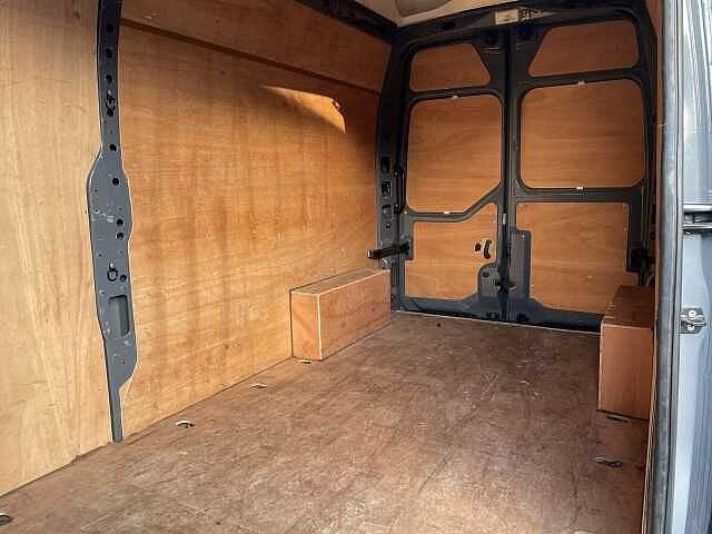 Nissan Interstar Tekna Dci Auto