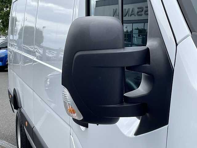 Nissan Interstar 2.3 dci 145ps H3 Tekna Van [TRW]