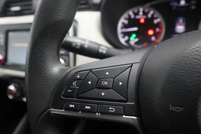 Nissan Micra 1.0 Acenta Hatchback 5dr Petrol Manual Euro 6 (71 ps)