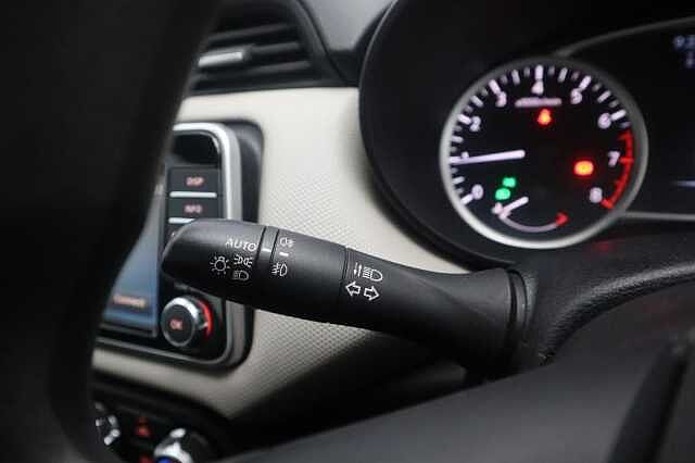 Nissan Micra 1.0 Acenta Hatchback 5dr Petrol Manual Euro 6 (71 ps)