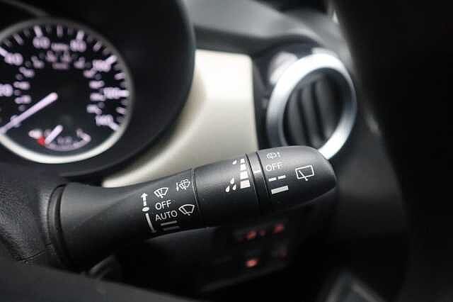 Nissan Micra 1.0 Acenta Hatchback 5dr Petrol Manual Euro 6 (71 ps)