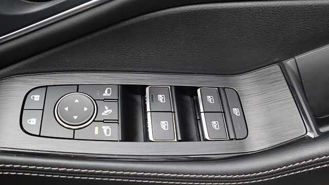 Nissan X-Trail 1.5 h e-POWER Tekna SUV 5dr Petrol Hybrid Auto e-4ORCE Euro 6 (s/s) (213 ps)