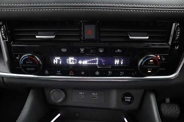 Nissan X-Trail 1.5 h e-POWER Tekna SUV 5dr Petrol Hybrid Auto e-4ORCE Euro 6 (s/s) (213 ps)