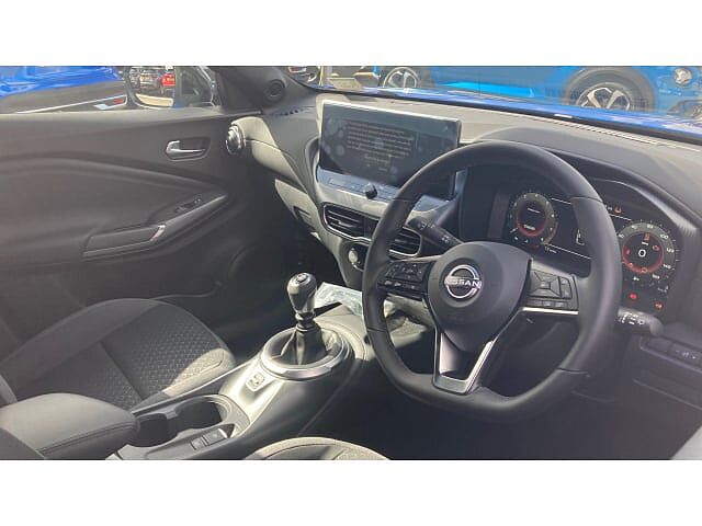 Nissan Juke 1.0 DiG-T N-Connecta 5dr Petrol Hatchback
