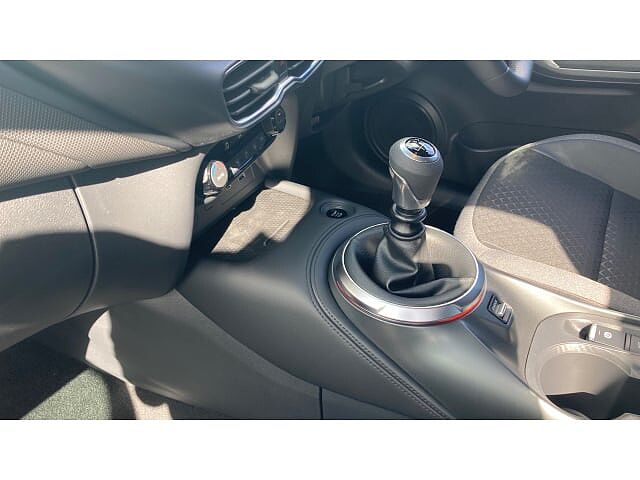 Nissan Juke 1.0 DiG-T N-Connecta 5dr Petrol Hatchback