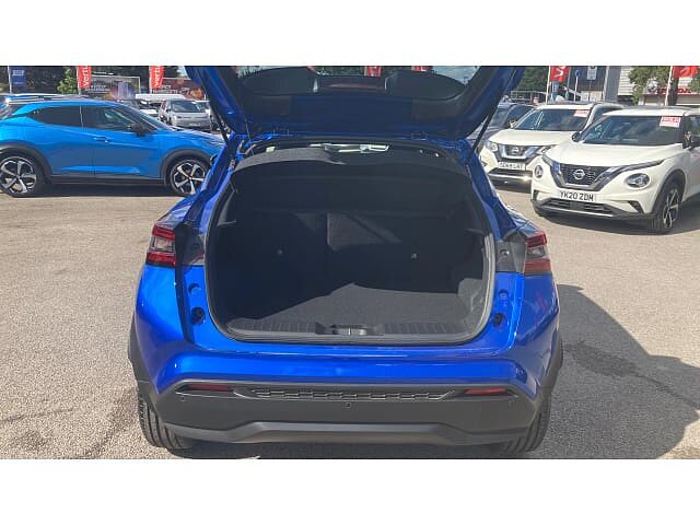 Nissan Juke 1.0 DiG-T N-Connecta 5dr Petrol Hatchback