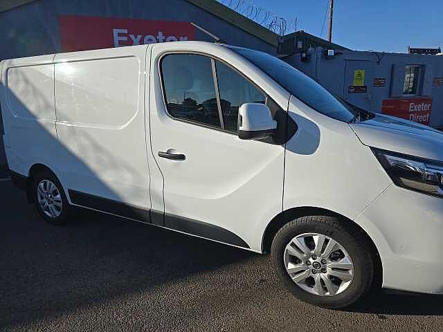 Nissan Primastar 2.0dCi (110ps) Tekna 30 L1H1 Panel Van