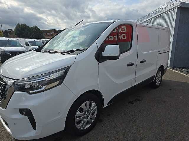 Nissan Primastar 2.0dCi (110ps) Tekna 30 L1H1 Panel Van