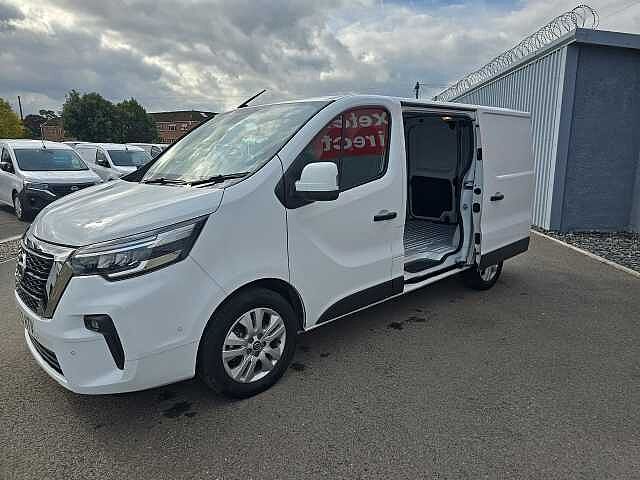 Nissan Primastar 2.0dCi (110ps) Tekna 30 L1H1 Panel Van