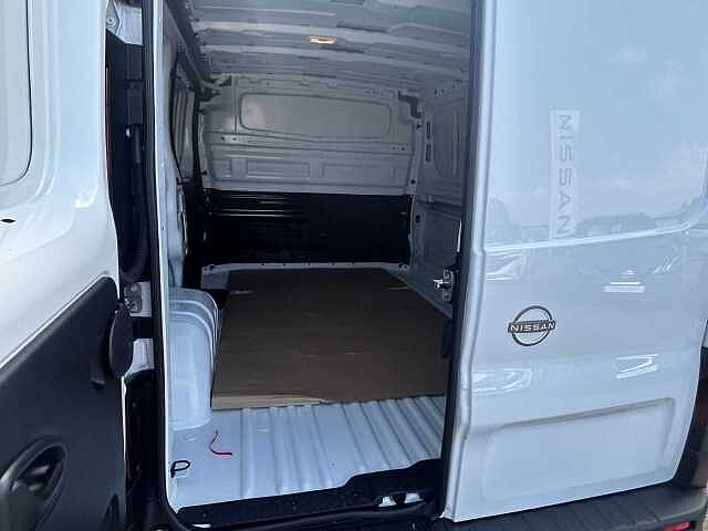 Nissan Primastar 30 L2 2.0 dCi 130ps H1 Acenta Van