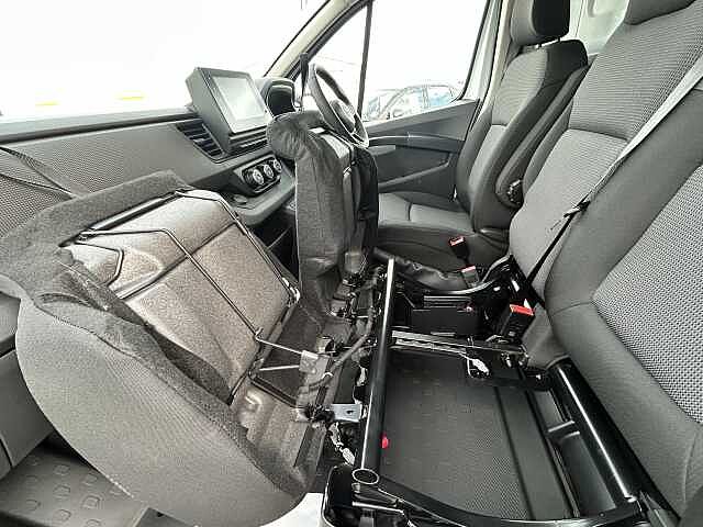 Nissan Primastar 30 L2 2.0 dCi 130ps H1 Acenta Van