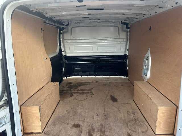 Nissan Primastar 30 L1 2.0 dCi 150ps H1 Tekna Van Auto