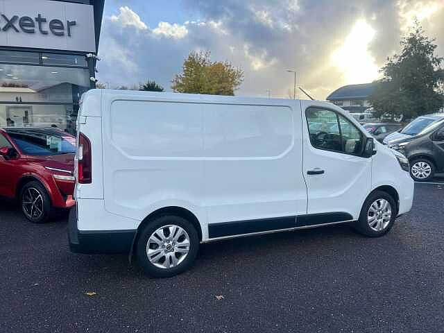 Nissan Primastar 30 L1 2.0 dCi 150ps H1 Tekna Van Auto