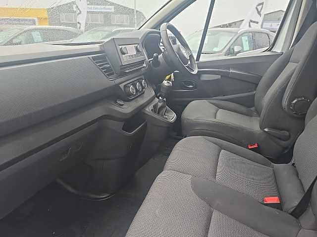 Nissan Primastar 30 L1 2.0 dCi 130ps H1 Acenta Van