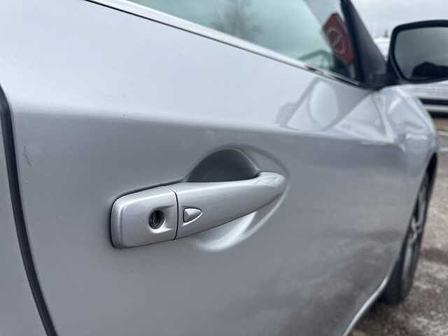 Nissan Pulsar 1.2 DiG-T N-Connecta 5dr