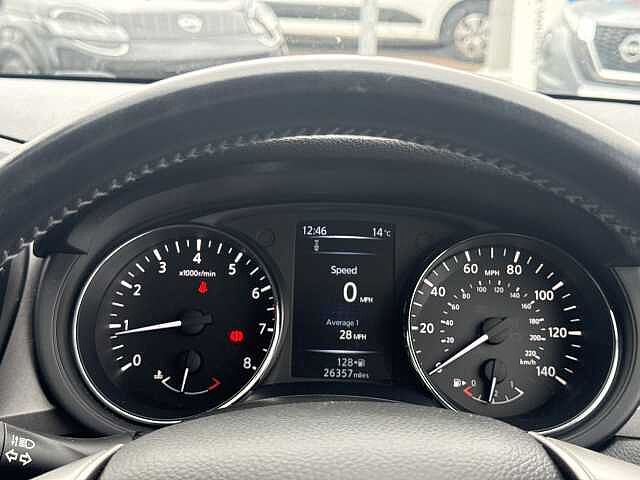 Nissan Pulsar 1.2 DiG-T N-Connecta 5dr