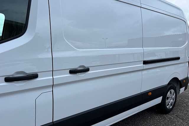 Nissan Interstar 2.0 dci 130ps H2 Tekna Van