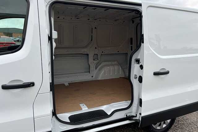 Nissan Primastar 2.0 dCi 130ps H1 Acenta Van