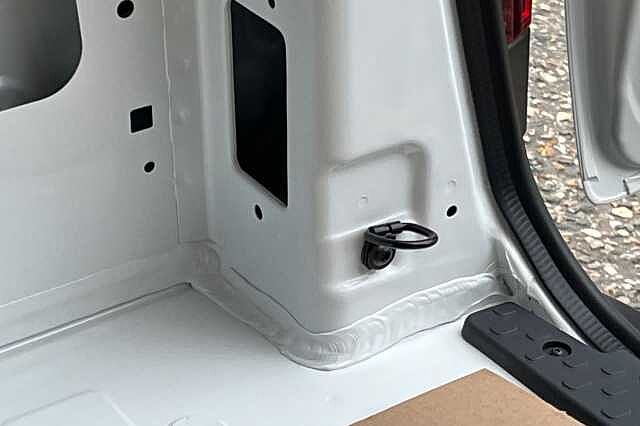 Nissan Primastar 2.0 dCi 130ps H1 Acenta Van