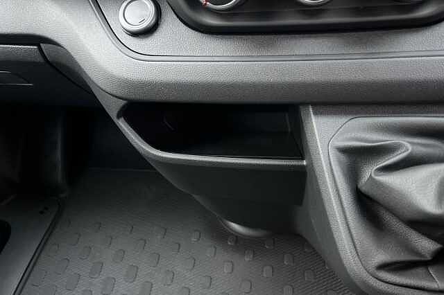 Nissan Primastar 2.0 dCi 130ps H1 Acenta Van