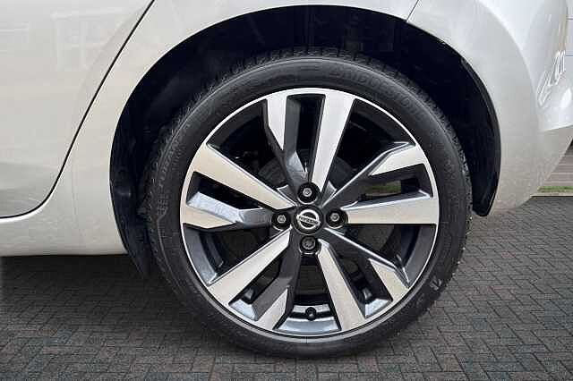 Nissan Micra 1.0 IG-T 92 Tekna 5dr