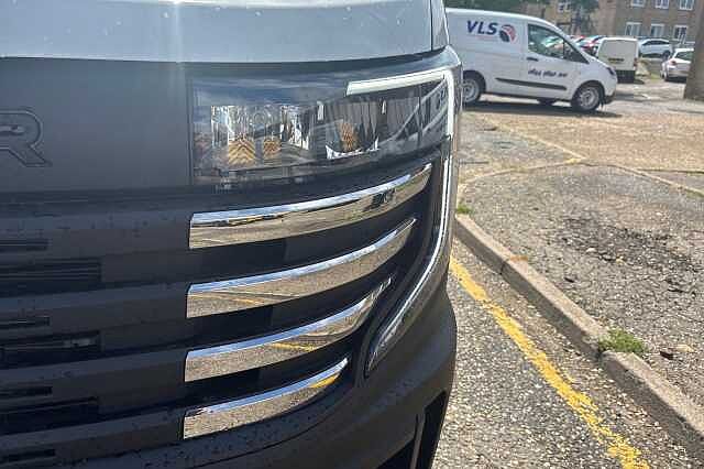 Nissan Interstar 2.0 dci 130ps H2 Acenta Van
