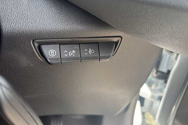 Nissan Interstar 2.0 dci 130ps H2 Acenta Van