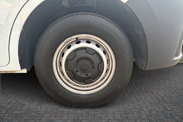Nissan Interstar 2.0 dci 130ps H2 Acenta Van