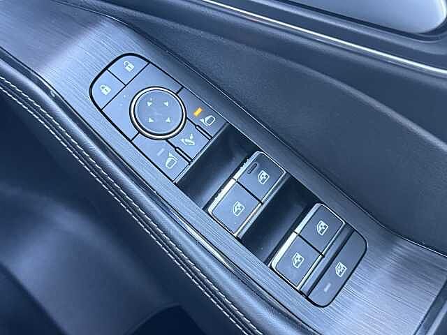 Nissan X-trail 1.5 MHEV 163 Tekna Xtronic 5 Seat