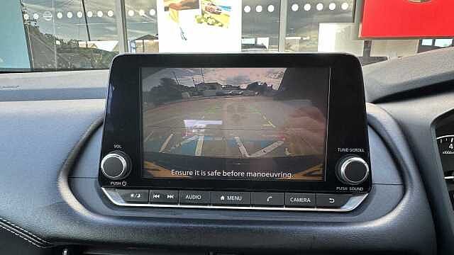 Nissan Qashqai 1.3 DiG-T MH Acenta Premium 5dr