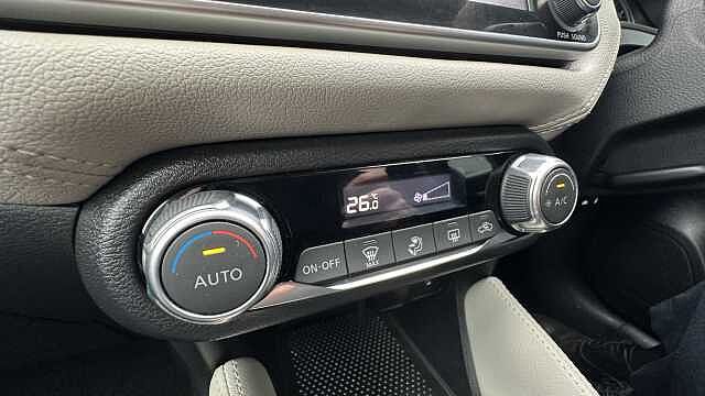 Nissan Micra 1.0 IG-T 100 Tekna 5dr Xtronic