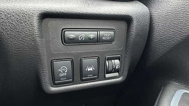 Nissan Micra 1.0 IG-T 100 Tekna 5dr Xtronic