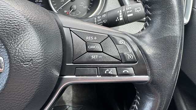 Nissan Qashqai 1.5 dCi N-Connecta 5dr