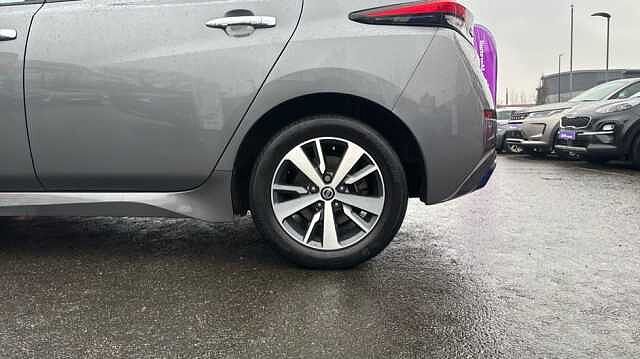 Nissan LEAF LEAF 110kW Acenta 40kWh 5dr Auto [6.6kw Charger]