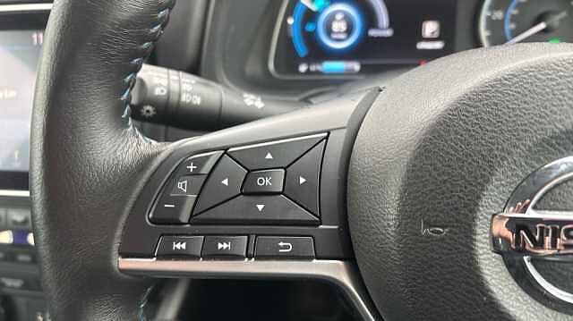 Nissan LEAF LEAF 110kW Acenta 40kWh 5dr Auto [6.6kw Charger]