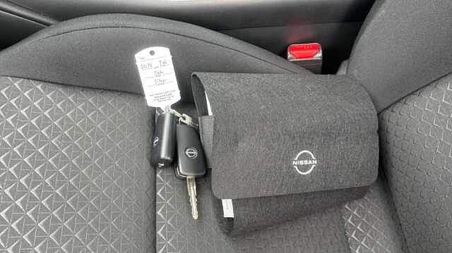 Nissan Juke JUKE 1.0 DiG-T Acenta Premium 5dr