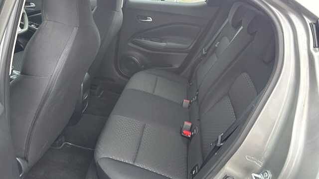 Nissan Juke JUKE 1.0 DiG-T Acenta Premium 5dr