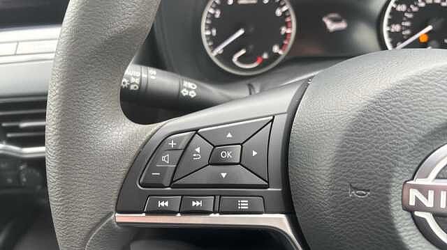 Nissan Juke JUKE 1.0 DiG-T Acenta Premium 5dr