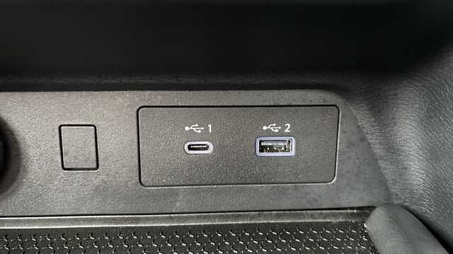 Nissan Juke JUKE 1.0 DiG-T Acenta Premium 5dr