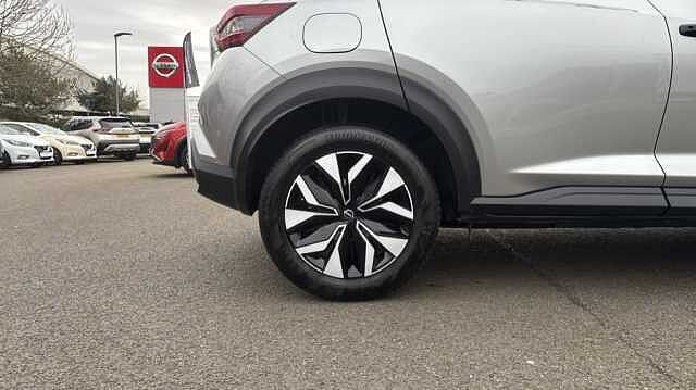 Nissan Juke JUKE 1.0 DiG-T Acenta Premium 5dr
