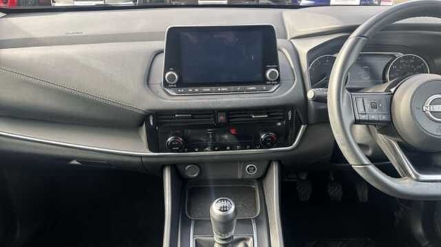 Nissan Qashqai QASHQAI 1.3 DiG-T MH Acenta Premium 5dr